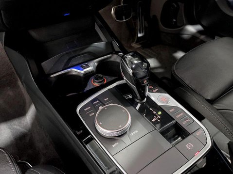 BMW 1 Series 1.5L 5d AUTO 134 BHP Sat Nav 17