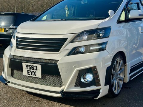 Toyota Vellfire +RARE+GRADE 4+BODY KIT+STUNNING+ 32
