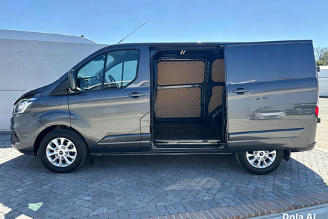 Ford Transit Custom 320 L1 Limited 170 ps Panel Van - Automatic 7
