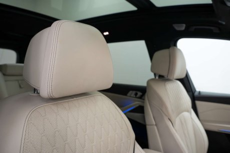 BMW X7 3.0 X7 xDrive 40d M Sport MHEV Auto 4WD 5dr 18
