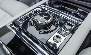 Rolls-Royce Cullinan 23