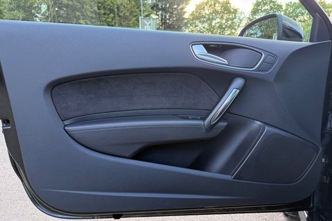 Audi A1 TFSI BLACK EDITION NAV -PANORAMIC SUNROOF - ALL BLACK  29