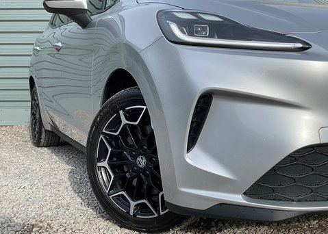 MG MG4 EV URBAN 53.9kWh PREMIUM 2