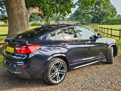 BMW X4 XDRIVE20D M SPORT 4