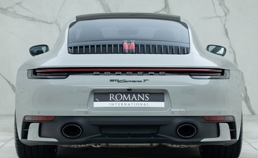 Porsche 911 Carrera T (992) 5