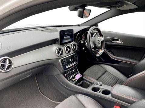 Mercedes-Benz GLA 1.6 GLA180 AMG Line Edition SUV 5dr Petrol 7G-DCT Euro 6 (s/s) (122 ps) Cr 15