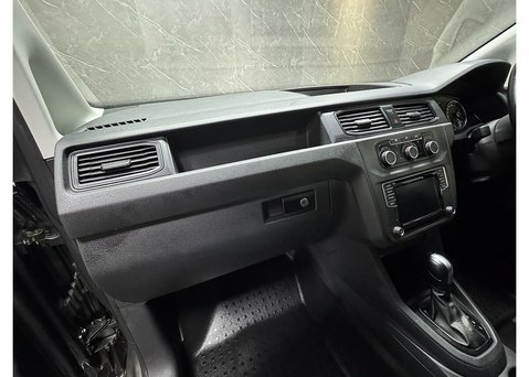 Volkswagen Caddy Maxi 2.0 TDI C20 Crew Van Double Cab 5dr Diesel DSG LWB Euro 6 (s/s) (102 ps) 45
