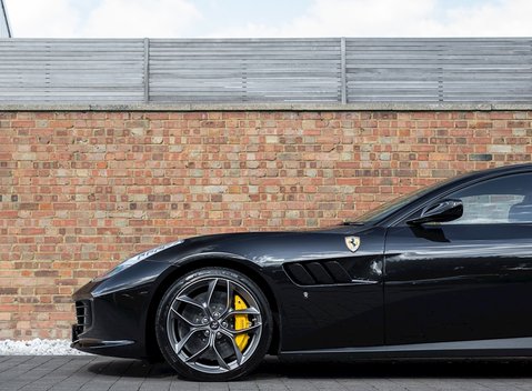 Ferrari GTC4 Lusso T 27