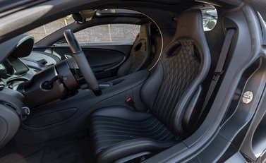 Bugatti Chiron Sport 'Noire Edition' 12