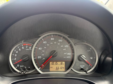 Toyota Yaris 1.33 Dual VVT-i TR Euro 5 5dr 28