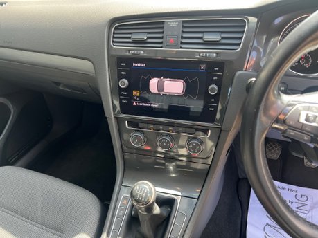 Volkswagen Golf SE NAVIGATION TSI BLUEMOTION TECHNOLOGY 12