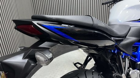 Suzuki SV650 2020 ONLY 8K SERVICED LONG MOT WARRANTY A2 NAKED BIKE 15