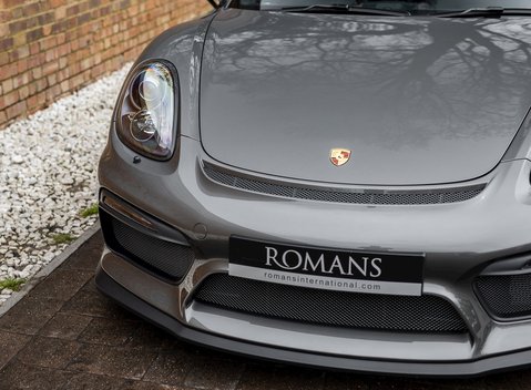 Porsche Cayman GT4 22