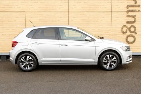 Volkswagen Polo MATCH TSI DSG 12
