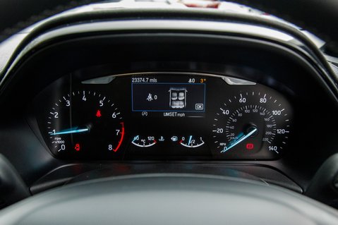 Ford Fiesta TITANIUM 14