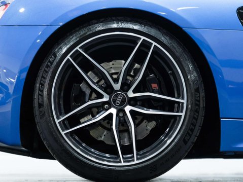 Audi R8 5.2 FSI V10 Coupe 2dr Petrol S Tronic quattro Euro 6 (s/s) (540 ps) 80