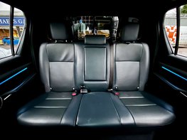 Toyota Hilux 2.8 HI-Luxury Invincible X D-4D 4WD Double Cab Auto 4WD 5dr 60