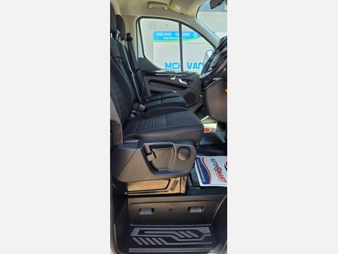 Ford Transit Custom LIMITED 300 L2 H1 LWB 2.0 TDCI 130ps EU6 5