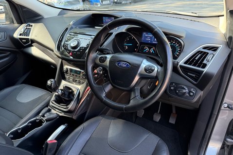 Ford Kuga TITANIUM TDCI 2WD - 10 SERVICES - NEW MOT - NEW DISCS AND PADS ALL ROUND 13