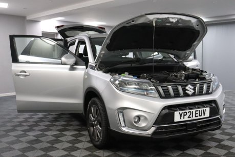 Suzuki Vitara SZ-T BOOSTERJET MHEV 15