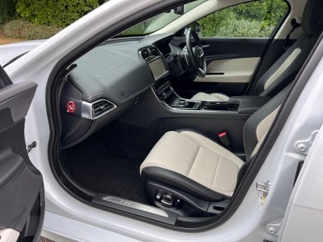 Jaguar XE 2.0i R-Sport Auto Euro 6 (s/s) 4dr 91
