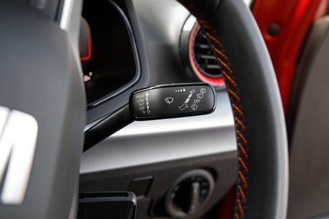 SEAT Arona ECOTSI FR 17