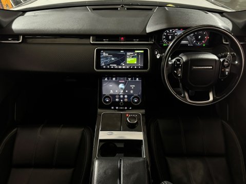 Land Rover Range Rover Velar R-DYNAMIC SE 11