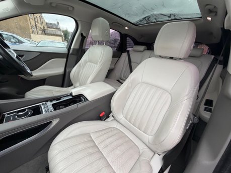 Jaguar F-Pace PORTFOLIO AWD 13