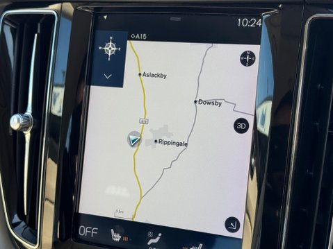 Volvo XC60 2.0 D4 Momentum Auto AWD Euro 6 (s/s) 5dr 16