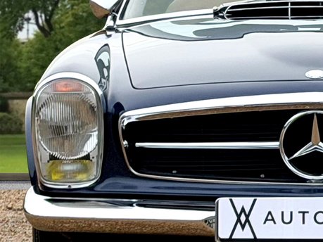 Mercedes-Benz SL Series 280 SL 16