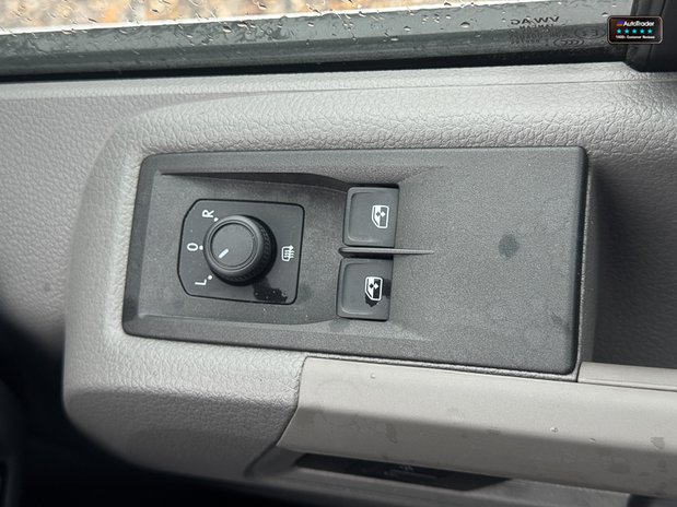 Volkswagen Crafter LWB L3H2 High Roof Commerce Plus Cr35 Air Con Sensors SELECT 23