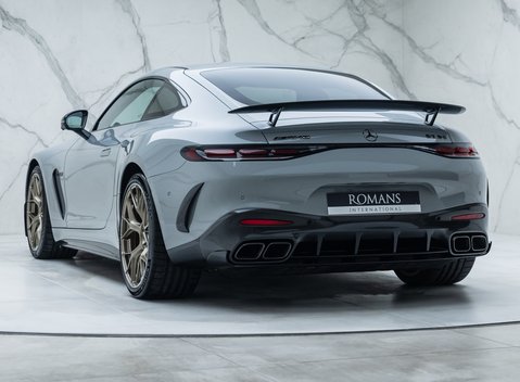 Mercedes-Benz Amg GT 63 LAUNCH EDITION 10