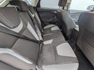 Ford Focus ZETEC NAVIGATOR TDCI 16