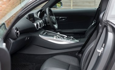 Mercedes-Benz Amg GT GT S 14
