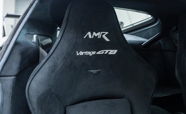 Aston Martin Vantage GT8 15
