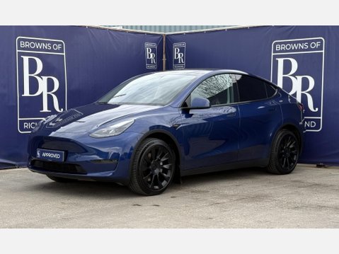 Tesla Model Y (Dual Motor) Long Range SUV 5dr Electric Auto 4WDE (384 bhp) 9