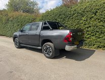 Toyota Hilux Invincible | Auto | 2.4 LT | Double Cab | Camera | Sensors | EURO 6 6