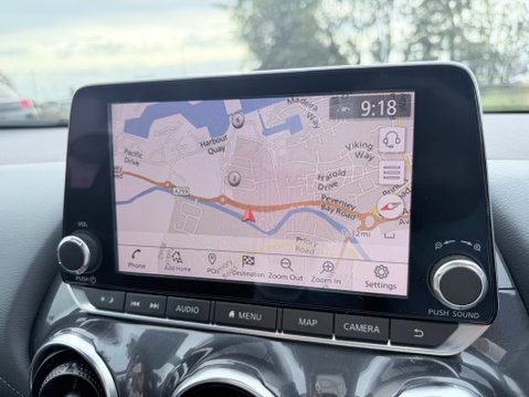 Nissan Juke 1.0 DIG-T N-CONNECTA 12