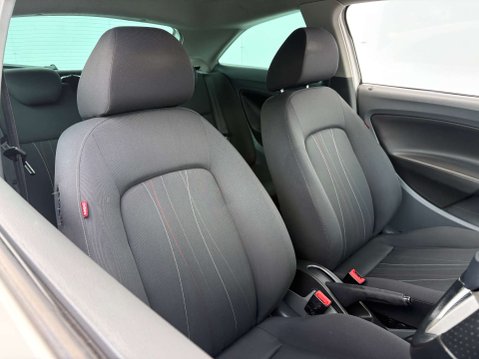SEAT Ibiza 1.4 Ibiza SE Copa 3dr 10