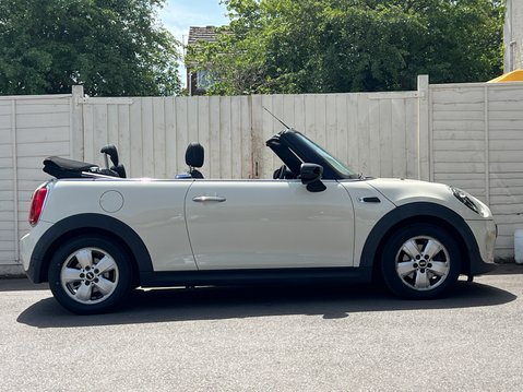 Mini Convertible (Sold) 1.5 Cooper Classic Convertible 2dr Petrol Manual Euro 6 (s/s) (136 p 6
