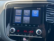 Mitsubishi Outlander PHEV DYNAMIC 12