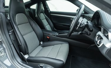 Porsche 911 50th Anniversary Edition (991) 11