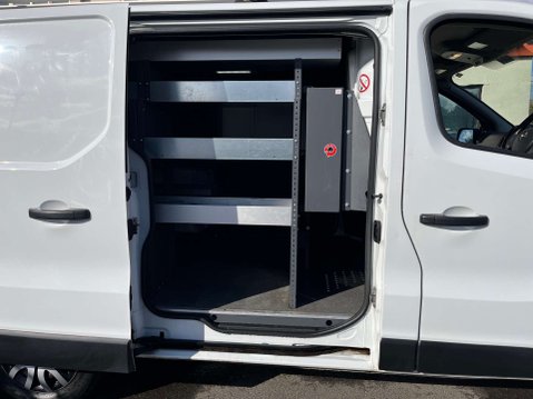 Vauxhall Vivaro 1.6 Vivaro 2900 CDTi ecoFLEX S/S 27
