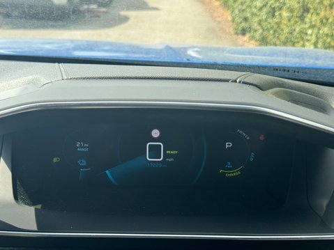 Peugeot 2008 50kWh GT SUV 5dr Electric Auto (7kW Charger) (136 ps) 17