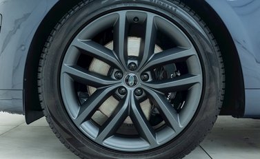 Land Rover Range Rover Sport P440e Autobiography 8