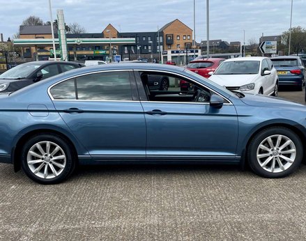 Volkswagen Passat 2.0 Passat SE Business TDI BlueMotion Technology 4dr 10
