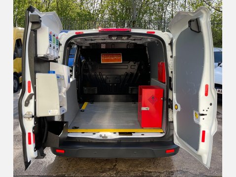 Ford Transit Connect 1.5 TDCi 220 Panel Van 5dr Diesel Manual L1 H1 (120 g/km, 74 bhp) 18