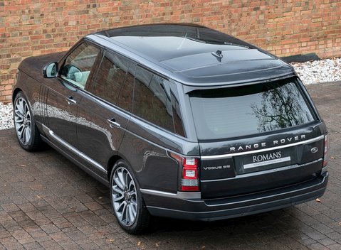 Land Rover Range Rover 3.0 TDV6 Vogue SE 9