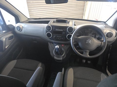 Citroen Berlingo Multispace BLUEHDI EDITION 26