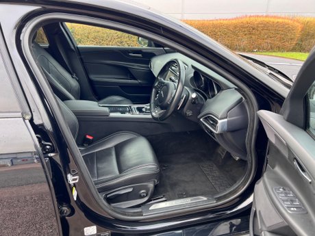 Jaguar XE 2.0i GPF R-Sport Auto Euro 6 (s/s) 4dr 17